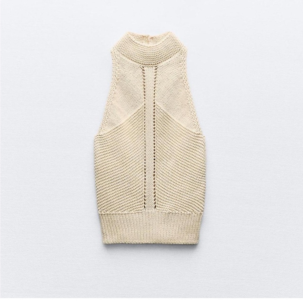 Zara EUC Knit Halter Top Size Medium